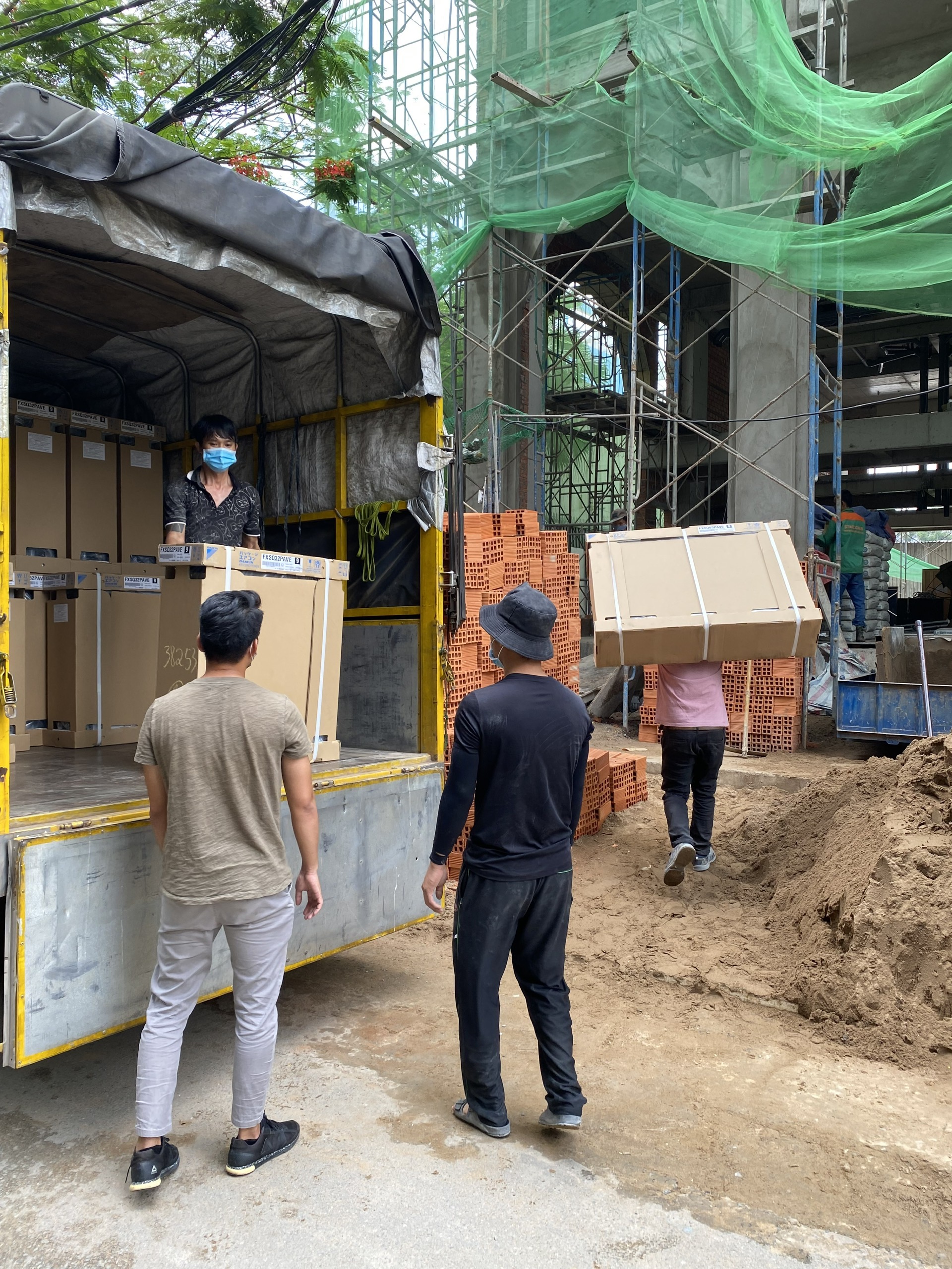 KHÁCH SẠN, NHÀ Ở - THẢO ĐIỀN QUẬN 2